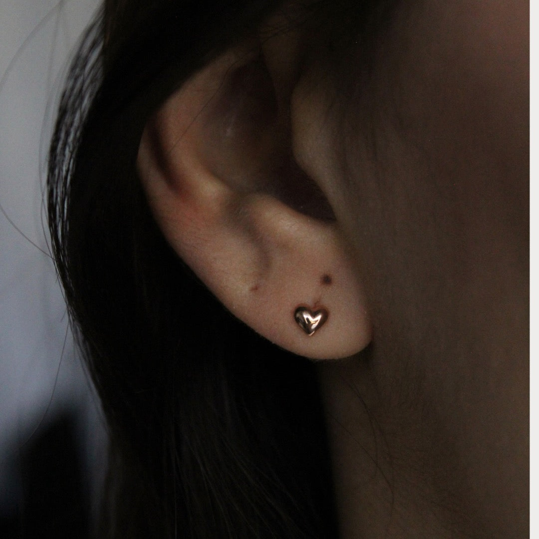 BROQUEL ORO 10K CORINA