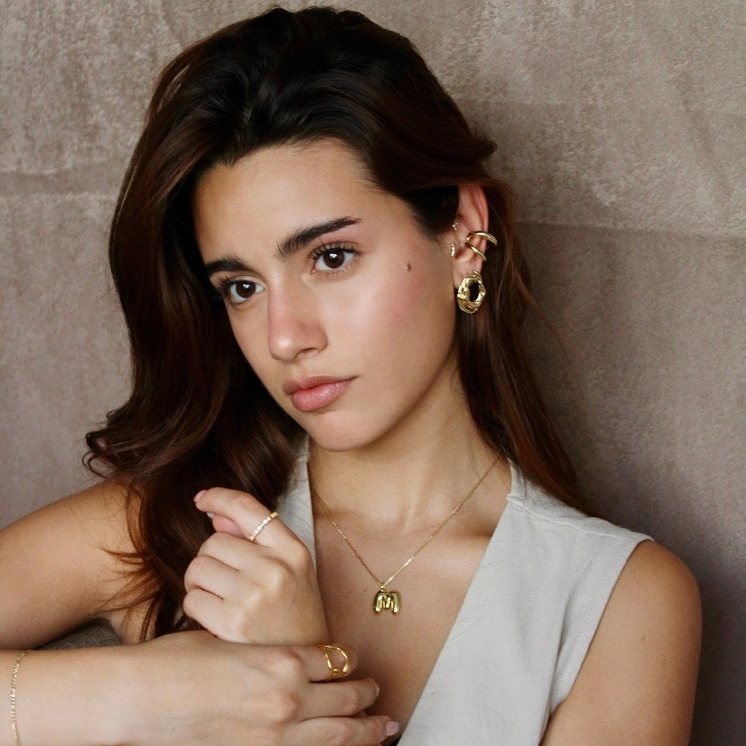 COLLAR INCIAL CHUNKY MINI DORADO