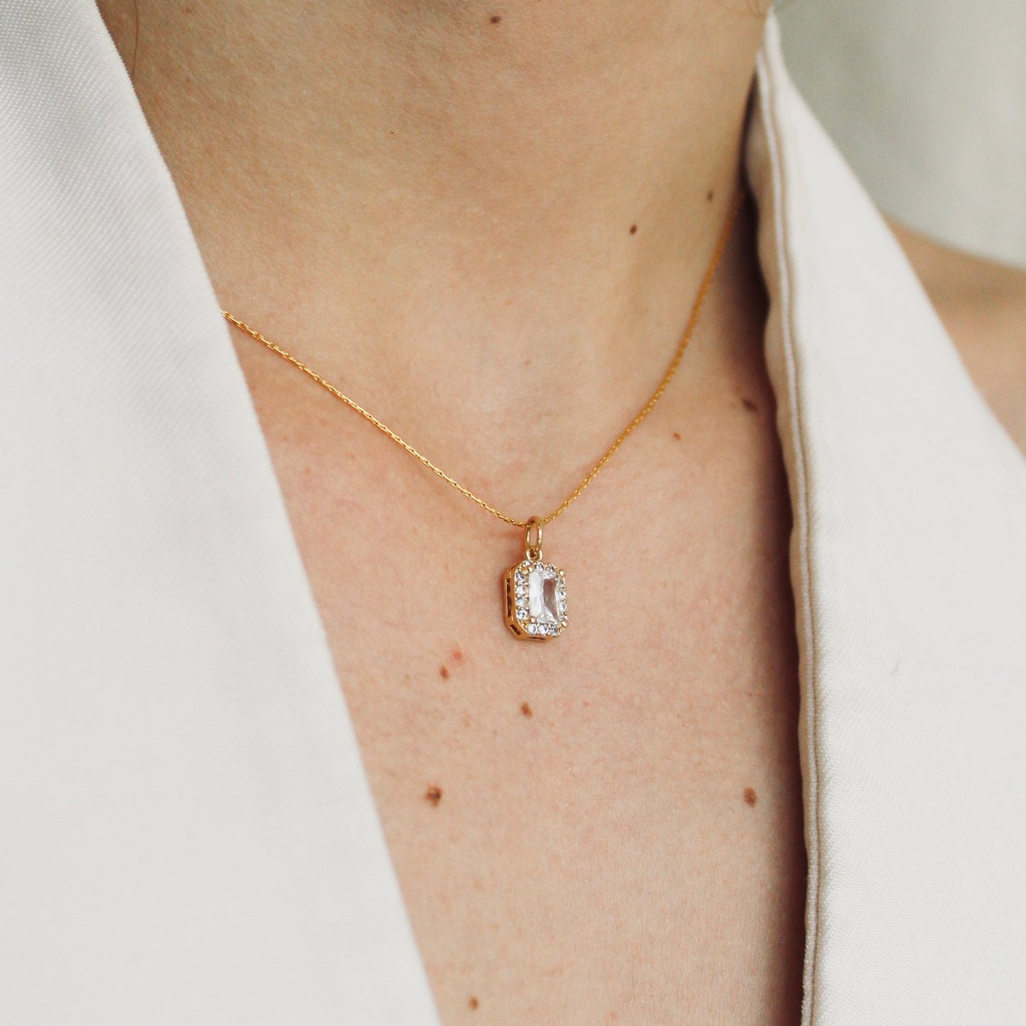 COLLAR MEG