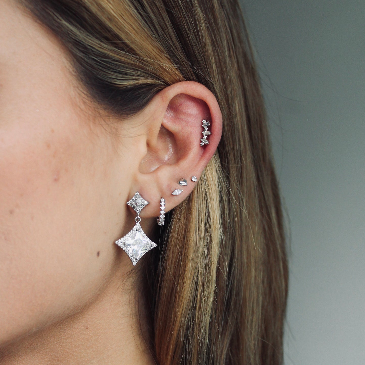 ARETES LEONOR