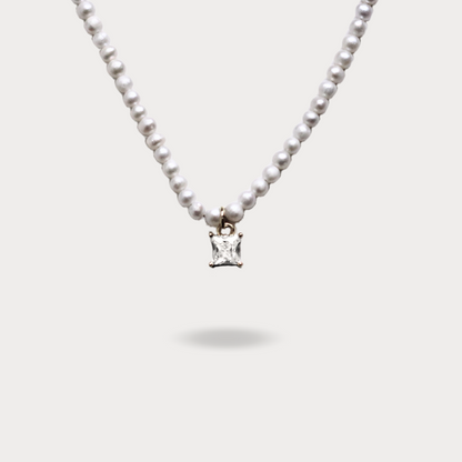 COLLAR HADID