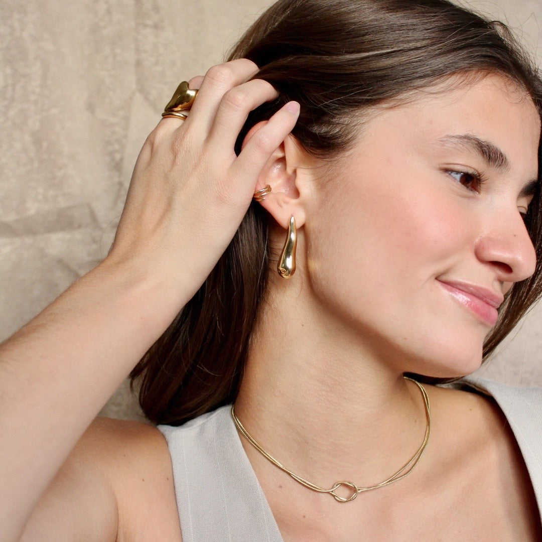 ARETES DEBRA