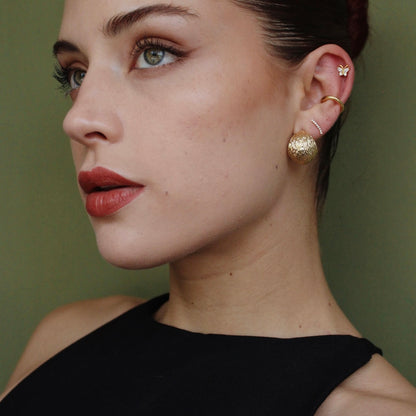 ARETES FHARA