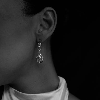 ARETES KARLAT