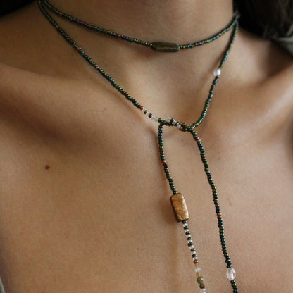 COLLAR CORBATERO VERDE