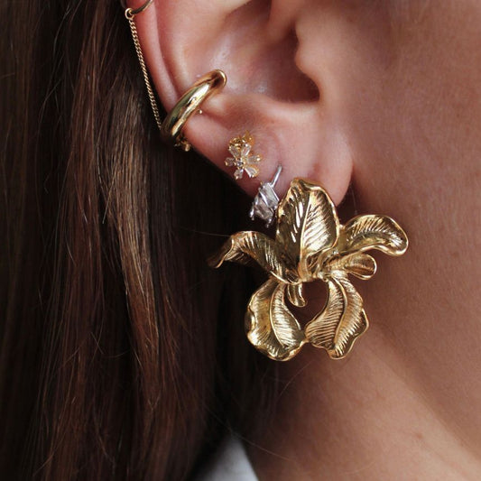 ARETES KIKI