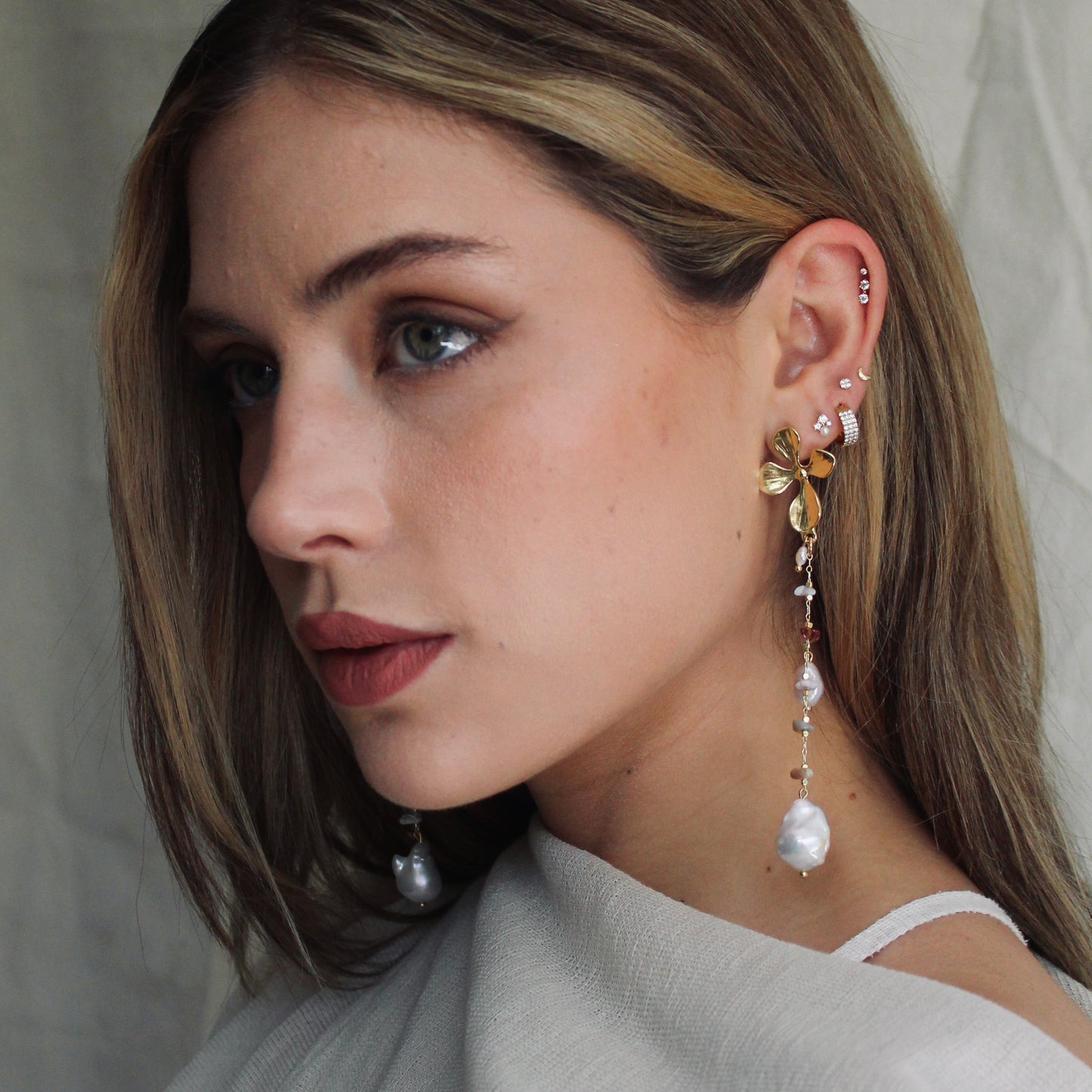 ARETES AURORA